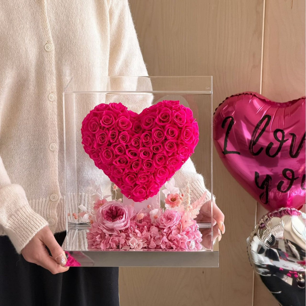 Small-scale heart-shaped garden dimensions27x19.5x32cm（about52Duo2cm Rose）
