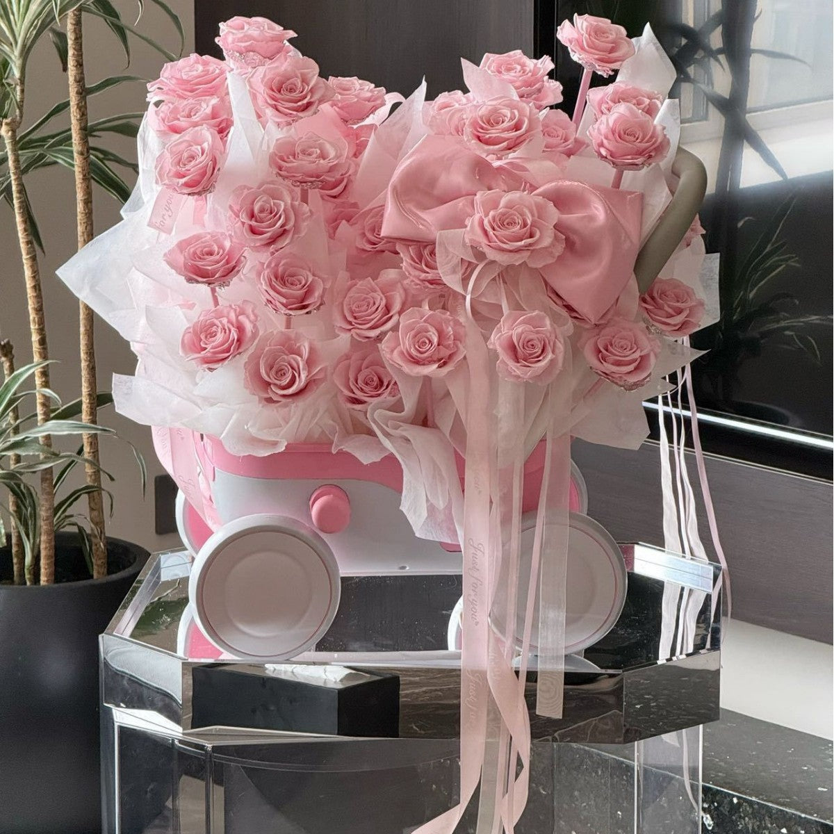 Eternal Rose Landscape Ornament – Luxury Preserved Flower Decor Gift for Her | Birthday & Valentine's Day